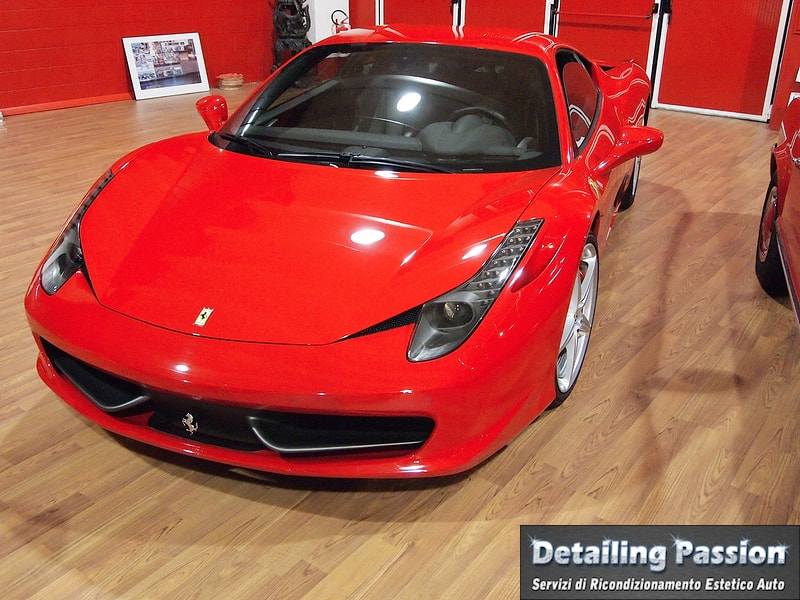 FERRARI 458 ITALIA