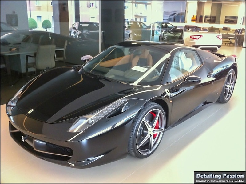 FERRARI 458 ITALIA